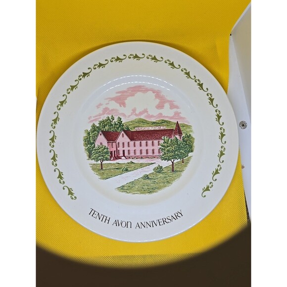 VTG Avon 10th Anniversary Collectible Plate Enoch Wedgewood - Picture 1 of 6